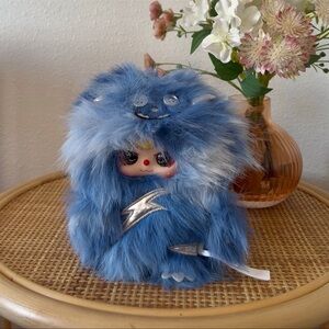 Baby three yeti (special eyes) - Glittershine frost